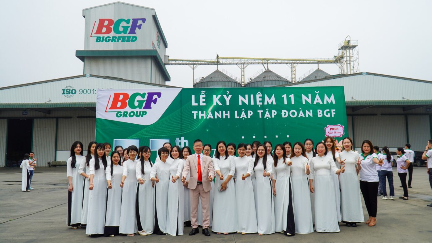 BGF - 11 NĂM ĐỔI MỚI ĐỂ VƯƠN XA
