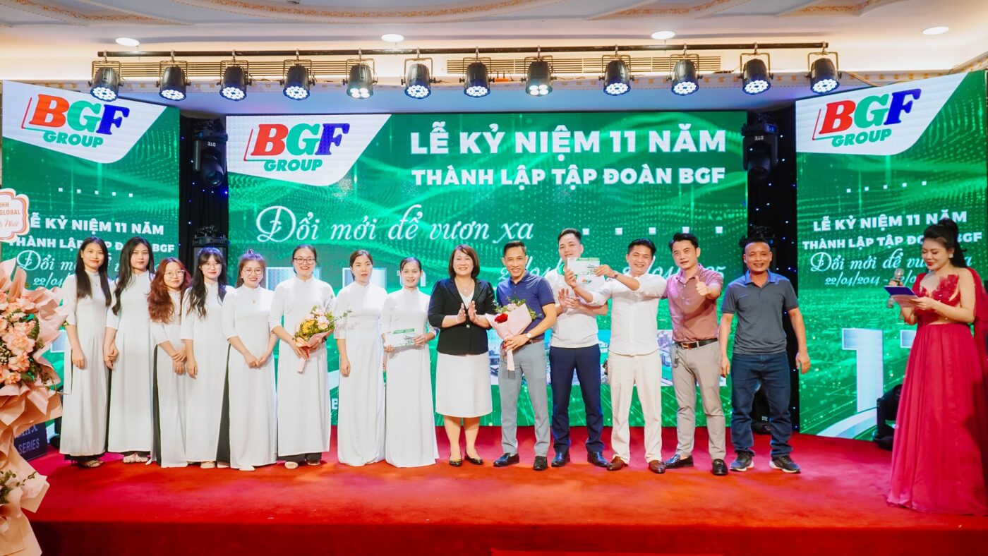 BGF - 11 NĂM ĐỔI MỚI ĐỂ VƯƠN XA