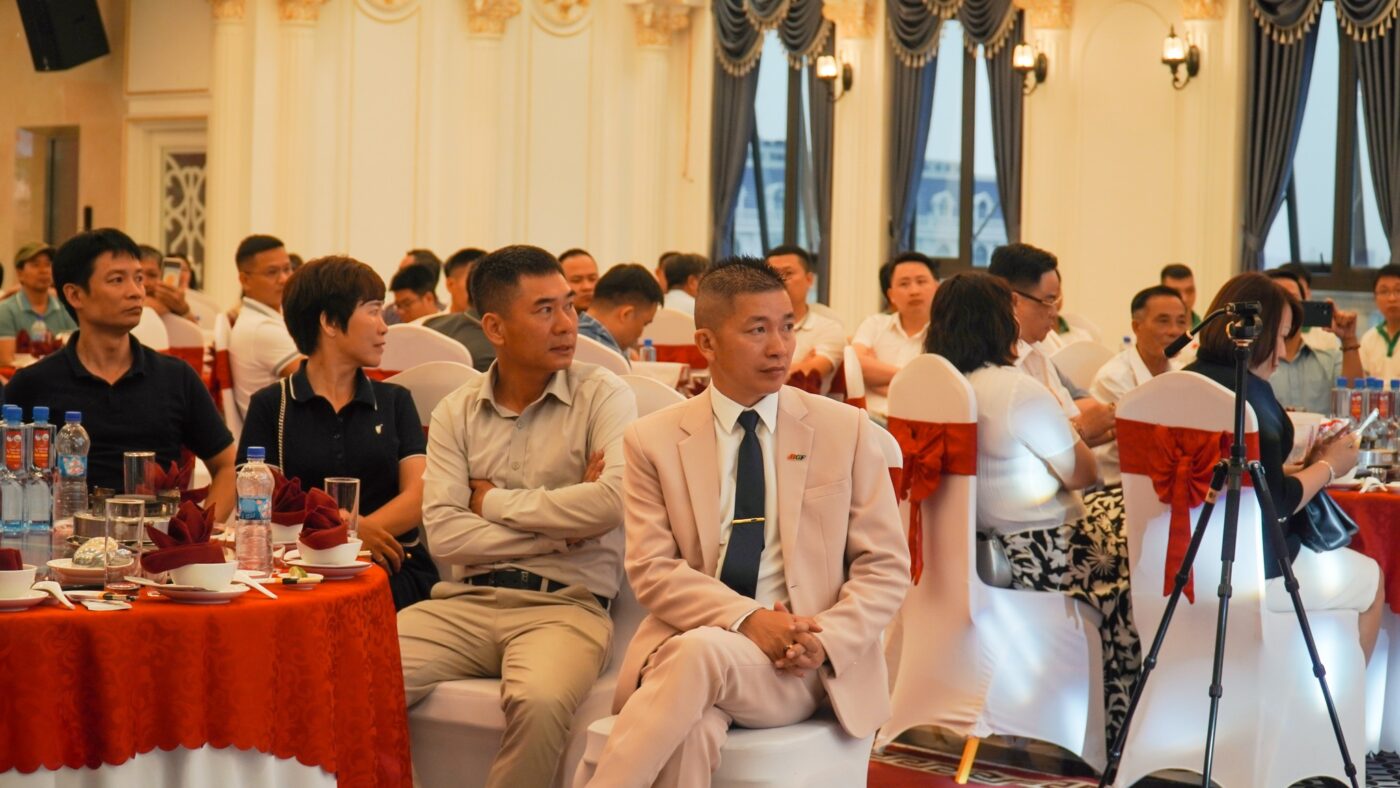 BGF - 11 NĂM ĐỔI MỚI ĐỂ VƯƠN XA