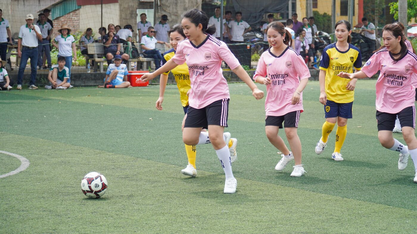 BGF - 11 NĂM ĐỔI MỚI ĐỂ VƯƠN XA