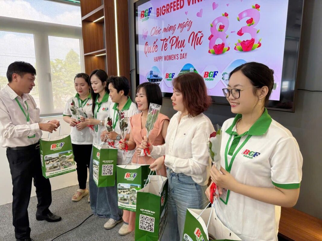 Chúc mừng ngày Quốc Tế Phụ Nữ 8/3🌸🌸🌸