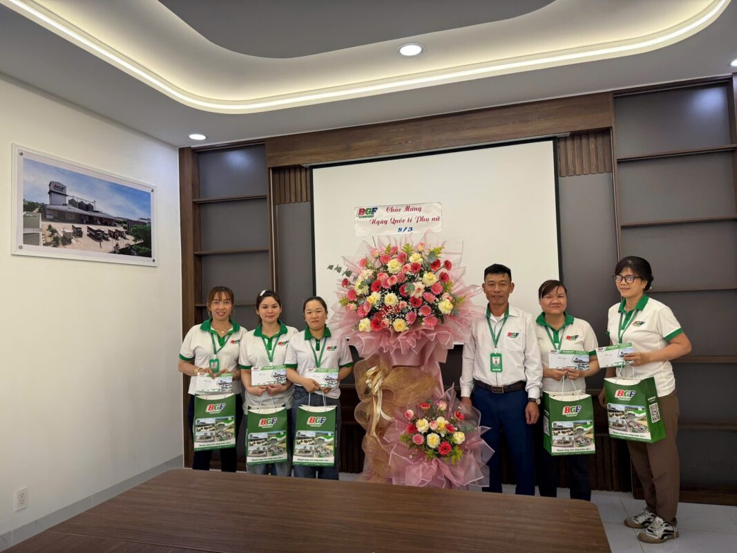 Chúc mừng ngày Quốc Tế Phụ Nữ 8/3🌸🌸🌸