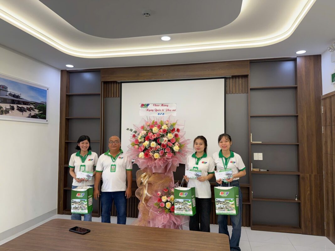 Chúc mừng ngày Quốc Tế Phụ Nữ 8/3🌸🌸🌸