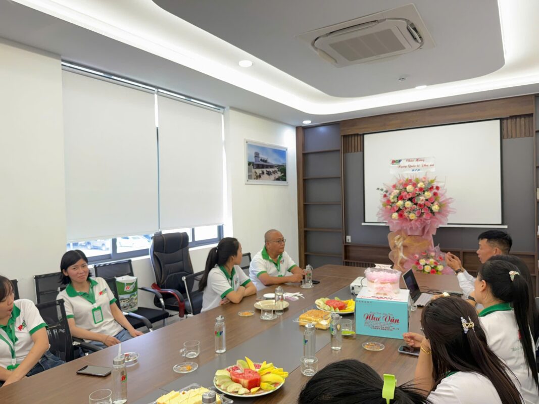 Chúc mừng ngày Quốc Tế Phụ Nữ 8/3🌸🌸🌸