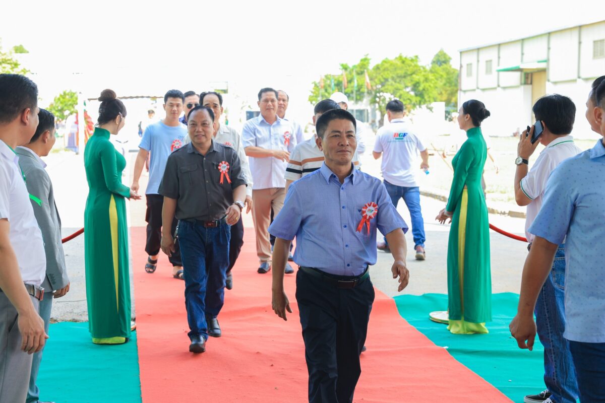 🎉 CHÚC MỪNG LỄ KHÁNH THÀNH GIAI ĐOẠN 1 – KHỞI CÔNG GIAI ĐOẠN 2 NHÀ MÁY BIGRFEED VĨNH LONG - KỶ NIỆM 12 NĂM THÀNH LẬP TẬP ĐOÀN BGF (22/4/2014 – 22/4/2026)