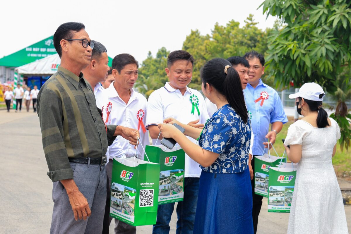 🎉 CHÚC MỪNG LỄ KHÁNH THÀNH GIAI ĐOẠN 1 – KHỞI CÔNG GIAI ĐOẠN 2 NHÀ MÁY BIGRFEED VĨNH LONG - KỶ NIỆM 12 NĂM THÀNH LẬP TẬP ĐOÀN BGF (22/4/2014 – 22/4/2026)