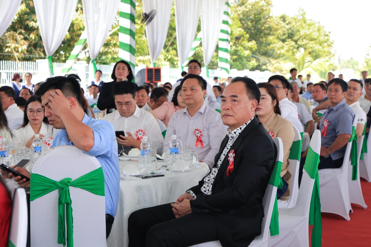 🎉 CHÚC MỪNG LỄ KHÁNH THÀNH GIAI ĐOẠN 1 – KHỞI CÔNG GIAI ĐOẠN 2 NHÀ MÁY BIGRFEED VĨNH LONG - KỶ NIỆM 12 NĂM THÀNH LẬP TẬP ĐOÀN BGF (22/4/2014 – 22/4/2026)