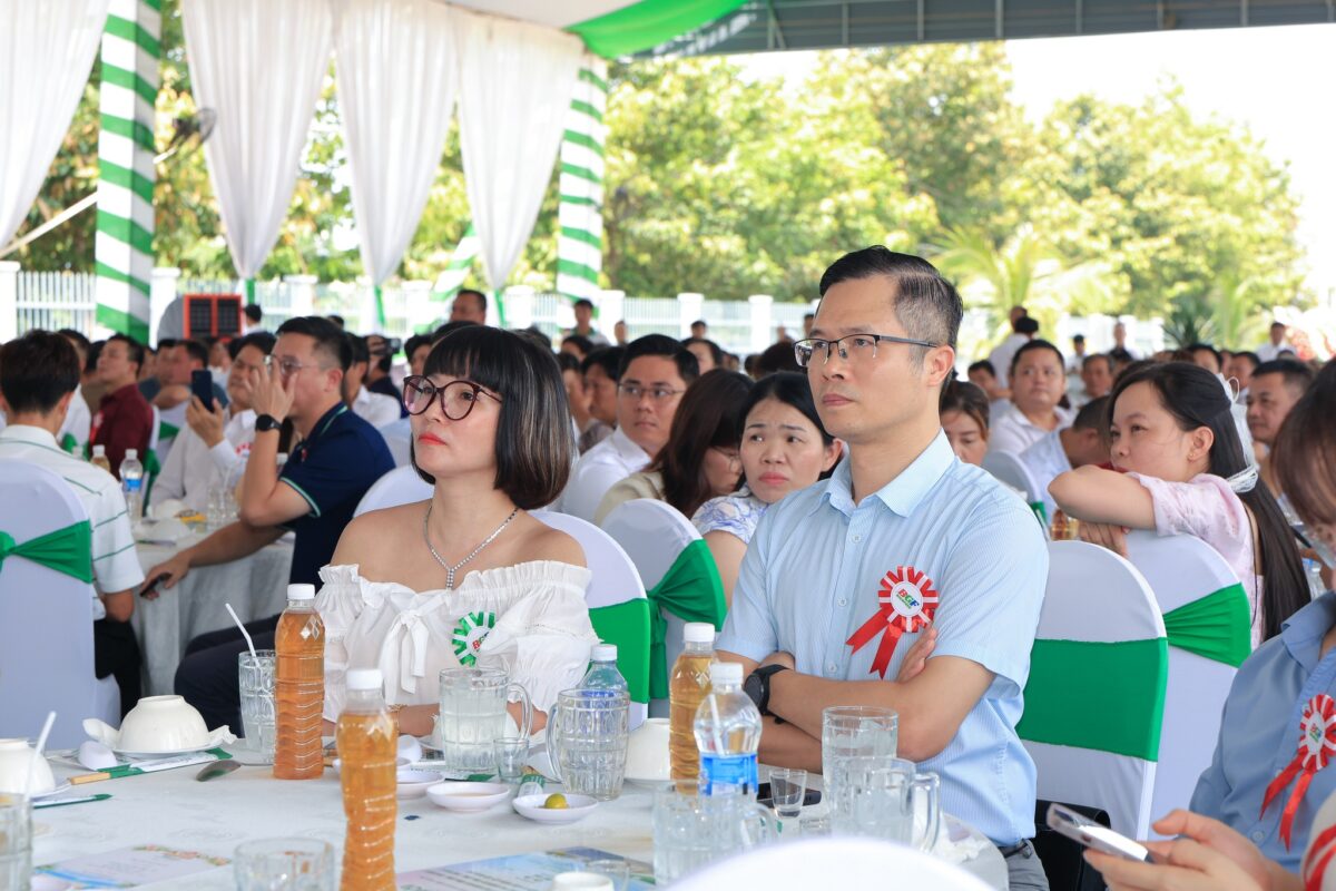 🎉 CHÚC MỪNG LỄ KHÁNH THÀNH GIAI ĐOẠN 1 – KHỞI CÔNG GIAI ĐOẠN 2 NHÀ MÁY BIGRFEED VĨNH LONG - KỶ NIỆM 12 NĂM THÀNH LẬP TẬP ĐOÀN BGF (22/4/2014 – 22/4/2026)