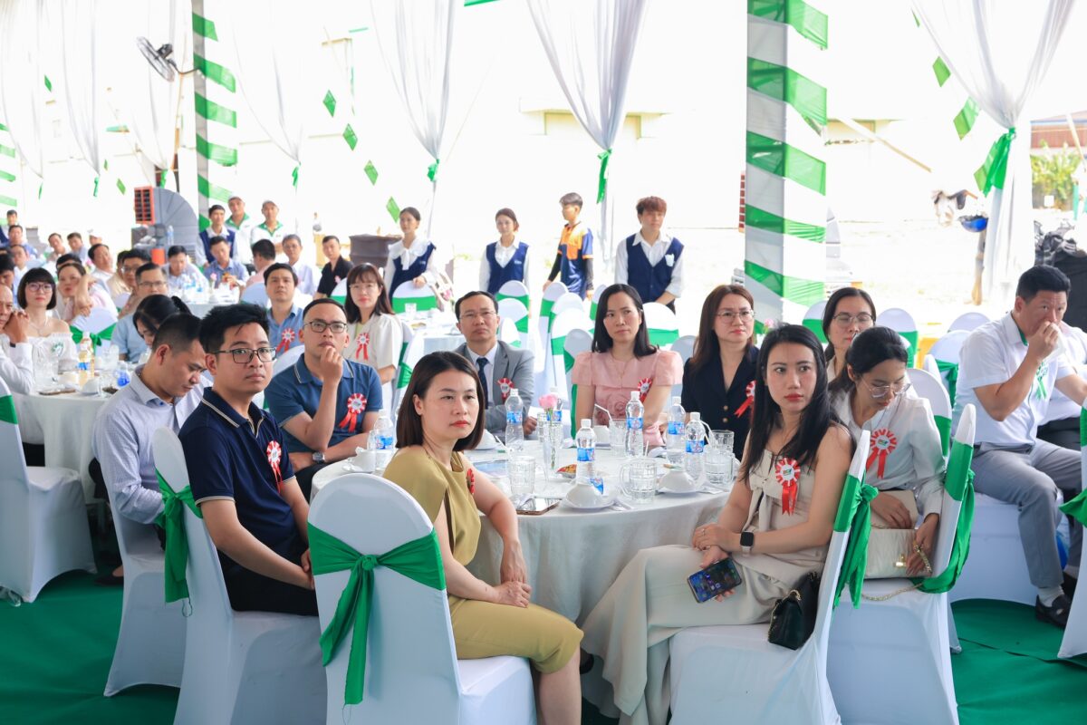 🎉 CHÚC MỪNG LỄ KHÁNH THÀNH GIAI ĐOẠN 1 – KHỞI CÔNG GIAI ĐOẠN 2 NHÀ MÁY BIGRFEED VĨNH LONG - KỶ NIỆM 12 NĂM THÀNH LẬP TẬP ĐOÀN BGF (22/4/2014 – 22/4/2026)