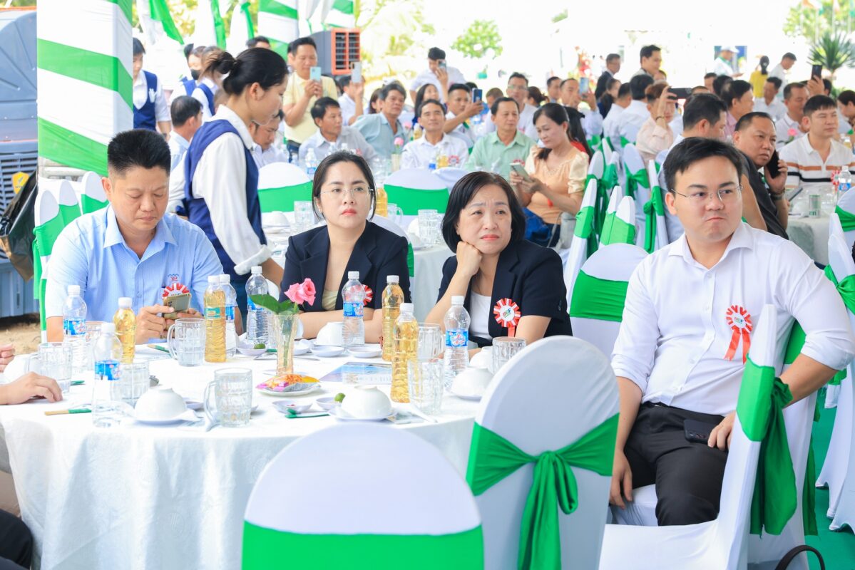 🎉 CHÚC MỪNG LỄ KHÁNH THÀNH GIAI ĐOẠN 1 – KHỞI CÔNG GIAI ĐOẠN 2 NHÀ MÁY BIGRFEED VĨNH LONG - KỶ NIỆM 12 NĂM THÀNH LẬP TẬP ĐOÀN BGF (22/4/2014 – 22/4/2026)