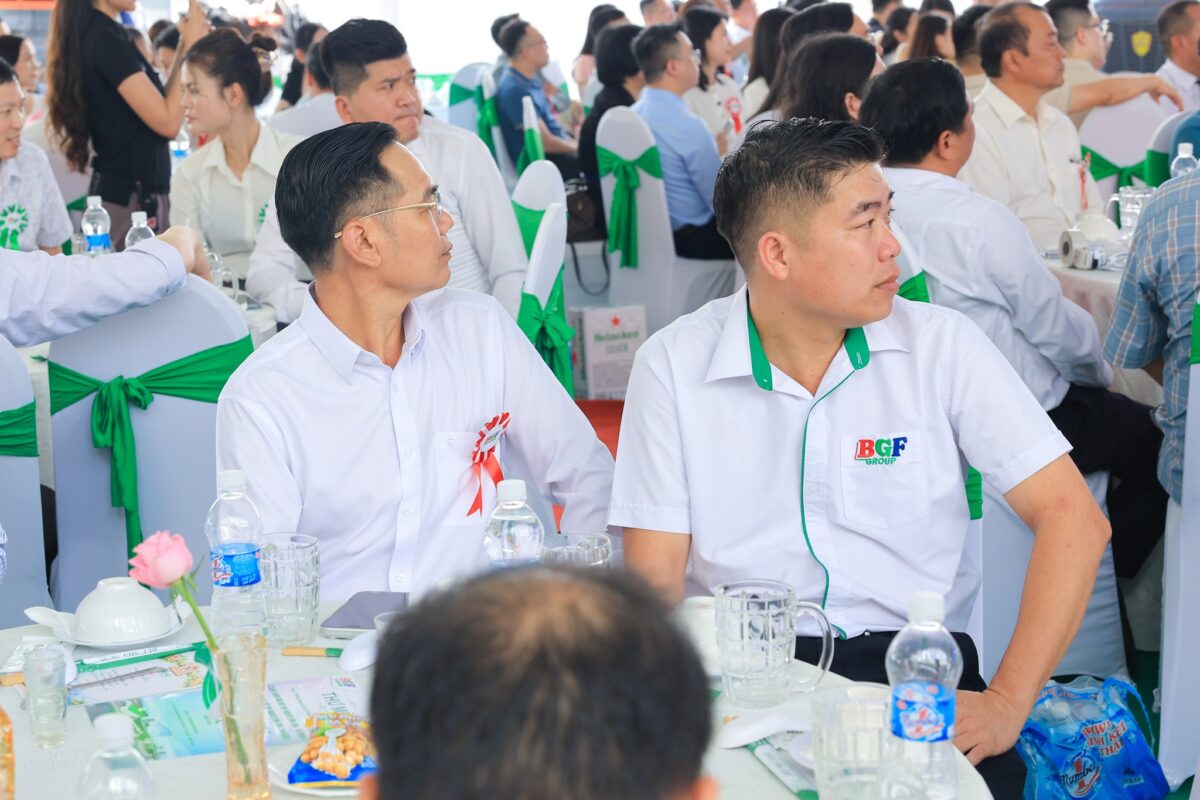 🎉 CHÚC MỪNG LỄ KHÁNH THÀNH GIAI ĐOẠN 1 – KHỞI CÔNG GIAI ĐOẠN 2 NHÀ MÁY BIGRFEED VĨNH LONG - KỶ NIỆM 12 NĂM THÀNH LẬP TẬP ĐOÀN BGF (22/4/2014 – 22/4/2026)