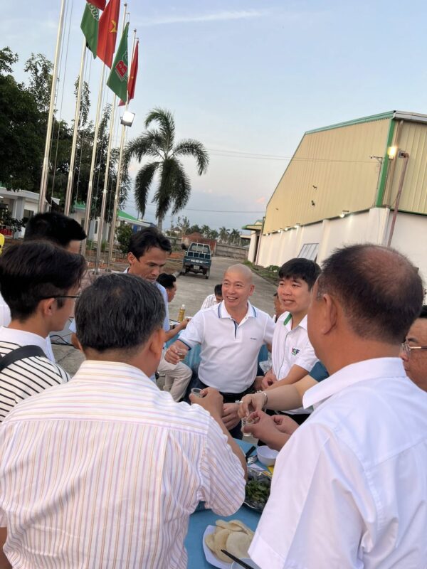Họp Kinh Doanh và Tiệc tất niên tại BGF-BIGRFEED Vĩnh Long.