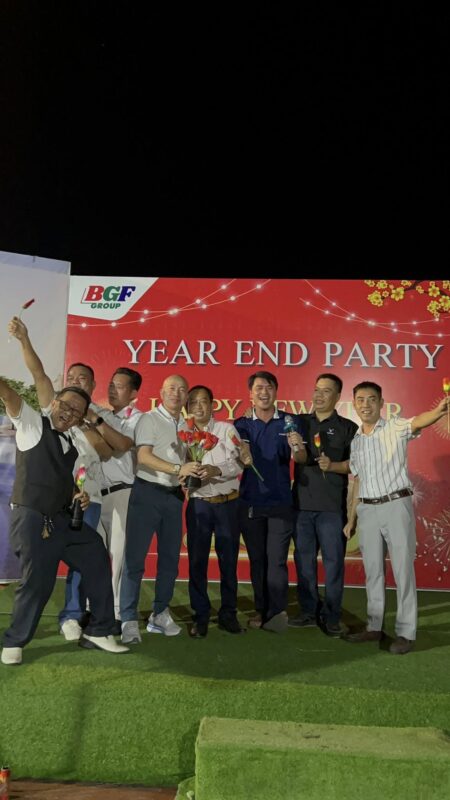 Họp Kinh Doanh và Tiệc tất niên tại BGF-BIGRFEED Vĩnh Long.