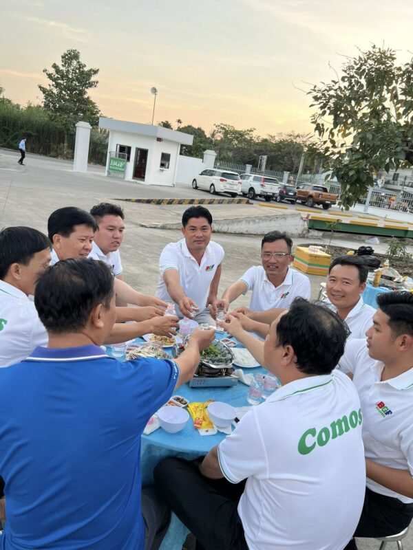 Họp Kinh Doanh và Tiệc tất niên tại BGF-BIGRFEED Vĩnh Long.