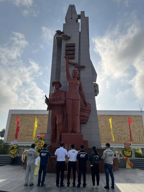 LỄ DÂNG HƯƠNG TƯỞNG NIỆM CÁC ANH HÙNG LIỆT SĨ TRƯỚC TẾT BÍNH NGỌ 2026