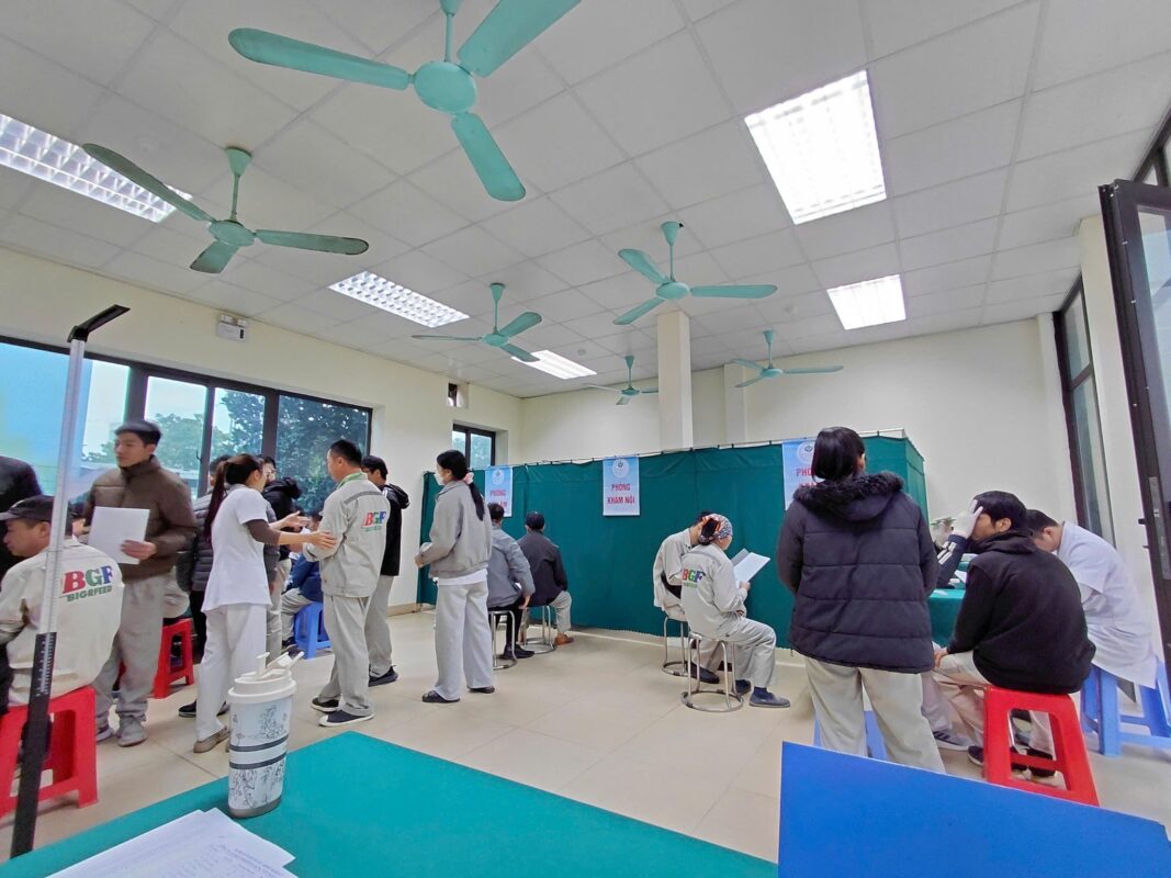 Nhà máy BIGRFEED Hưng Yên tổ chức khám sức khỏe định kỳ cho toàn thể cán bộ, công nhân viên.