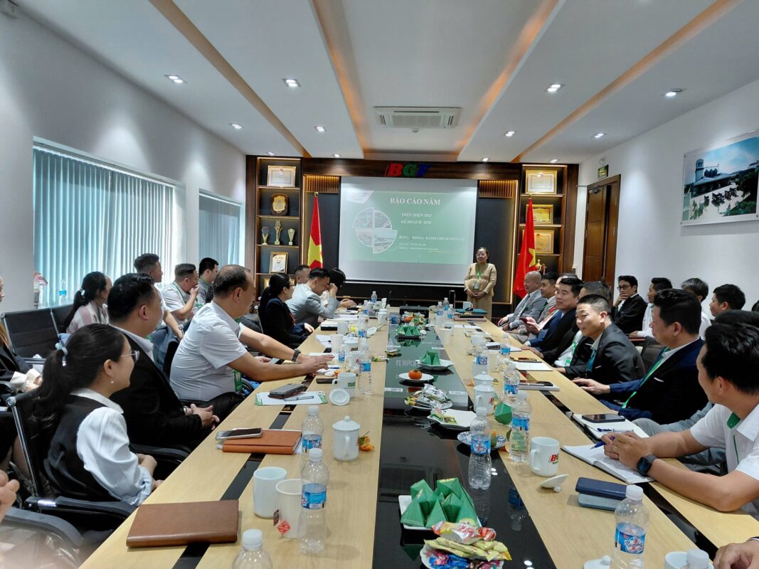 Tập đoàn BGF tổ chức Hội nghị tổng kết công tác năm 2025 và triển khai kế hoạch năm 2026 tại Nhà máy BIGRFEED Hưng Yên