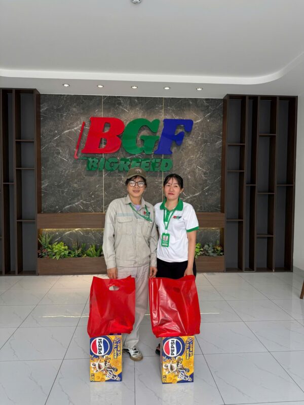 Tập thể cán bộ, người lao động Tập đoàn BGF xin trân trọng ghi nhận và cảm ơn sự quan tâm, đồng hành của Công đoàn công ty. Chúc cho CBCNV một năm mới nhiều may mắn và thành công.