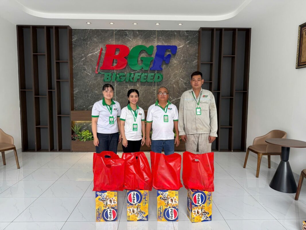 Tập thể cán bộ, người lao động Tập đoàn BGF xin trân trọng ghi nhận và cảm ơn sự quan tâm, đồng hành của Công đoàn công ty. Chúc cho CBCNV một năm mới nhiều may mắn và thành công.